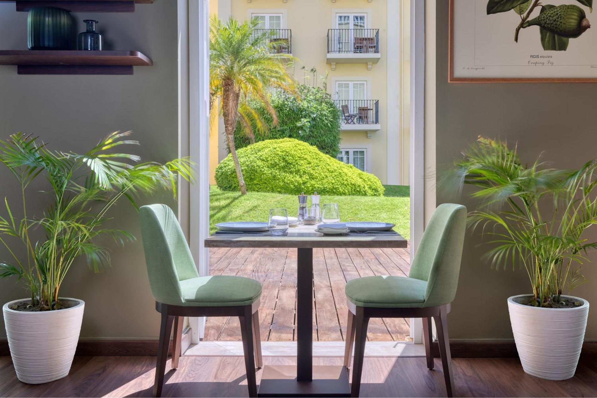 Domes Lake Algarve, Autograph Collection Vilamoura Luaran gambar The Garden Grill